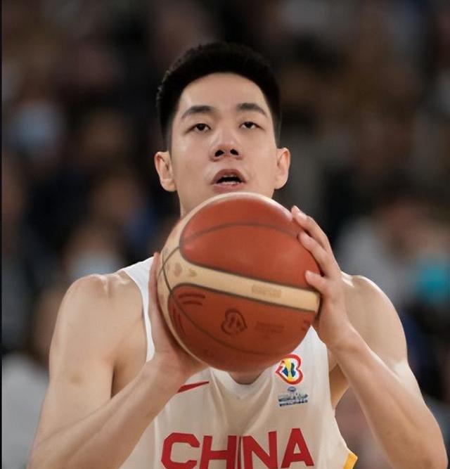 关于贵州男篮努力奋斗，但最终败在关键时刻的信息